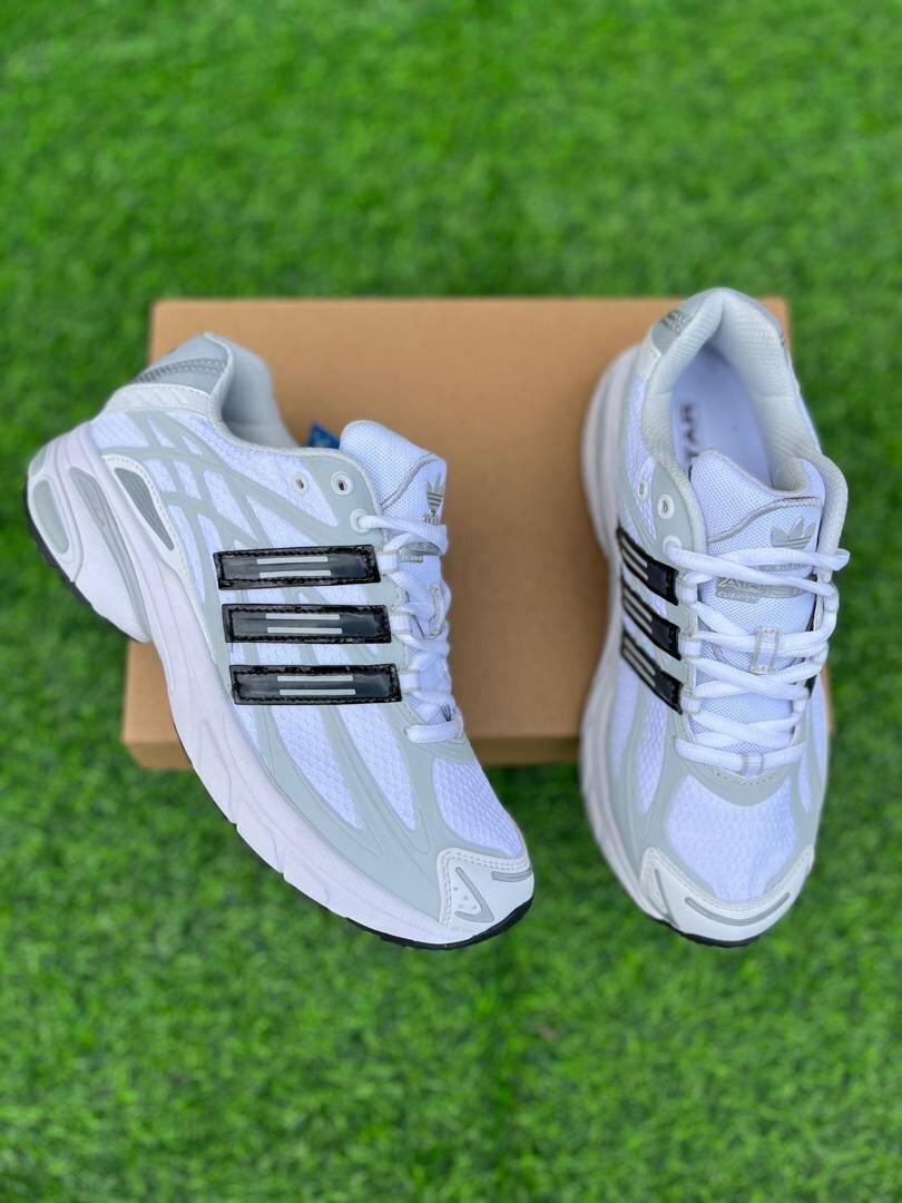 Adidas cushion