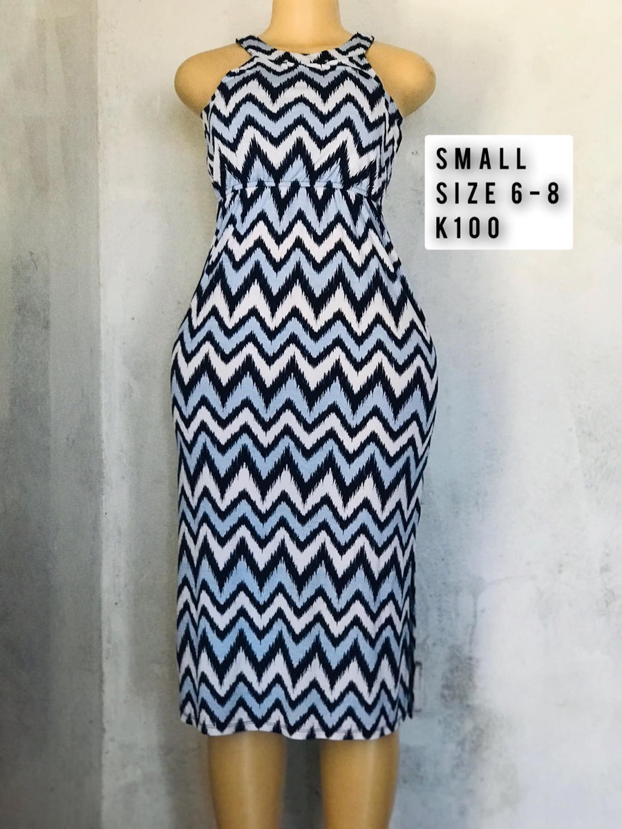 Robe blanc bleu