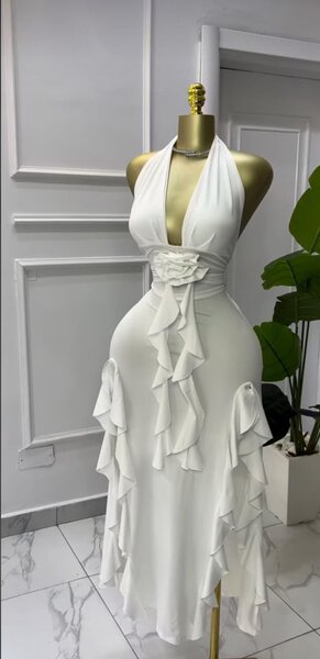 Chic robe disponible