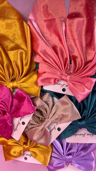 Hair bow