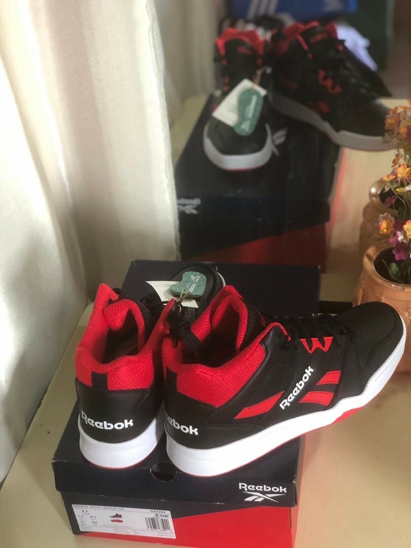 REEBOK