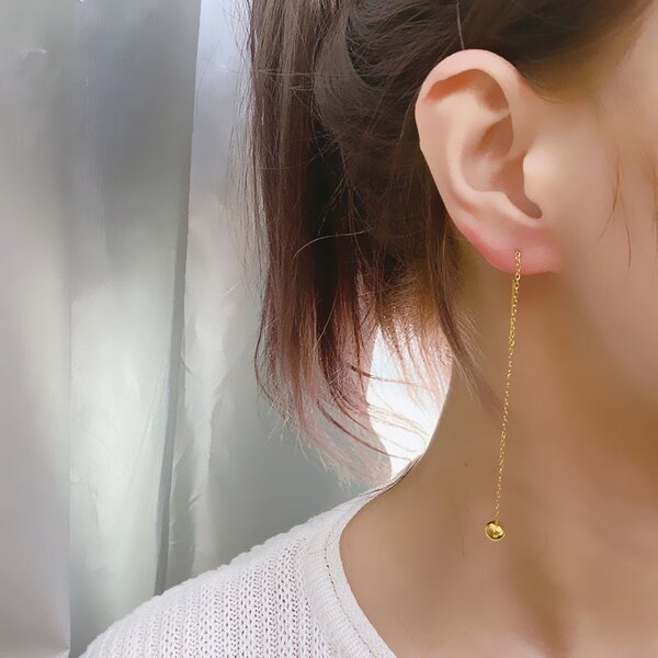 Minimalist string earrings