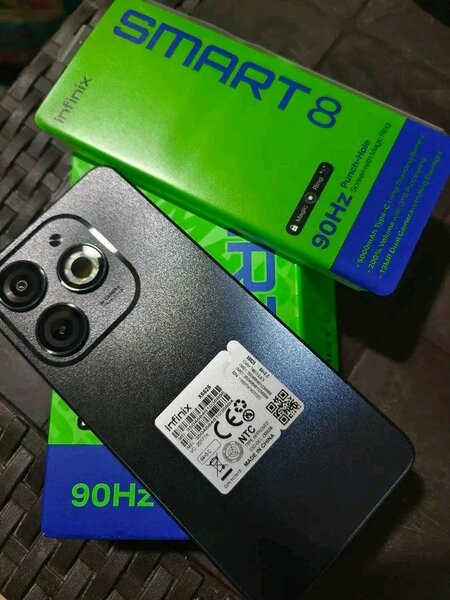 Infinix Smart 8