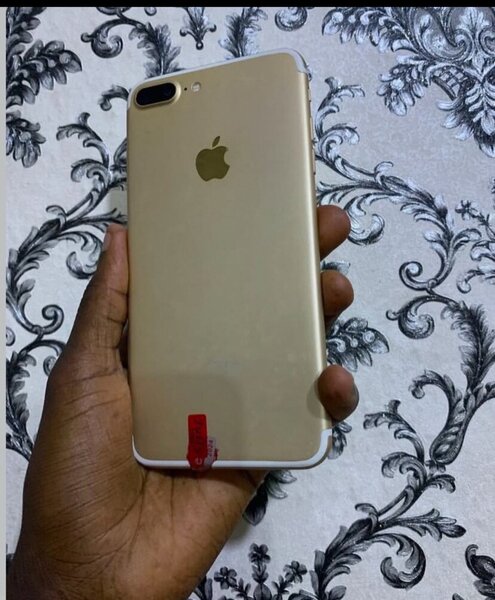 iPhone 7plus 32gig
