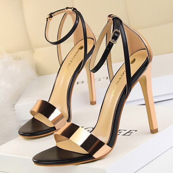 HEELS