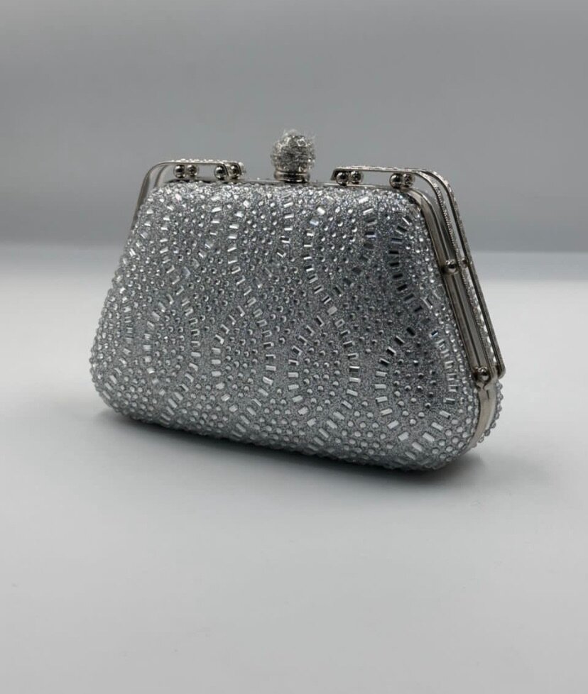 CLUTCH PURSE