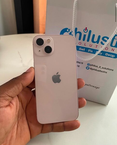 Neatly Used iPhone 13 256GB Locked Battery Health 99%