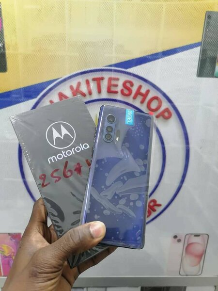 Motorola edge plus
