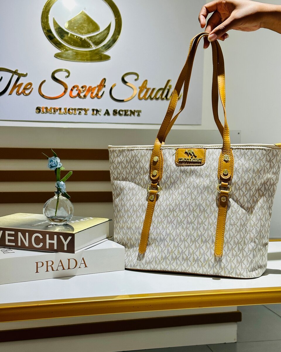 Stylish women's bag