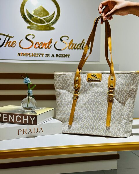 Stylish women's bag