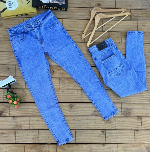 Plain jeans