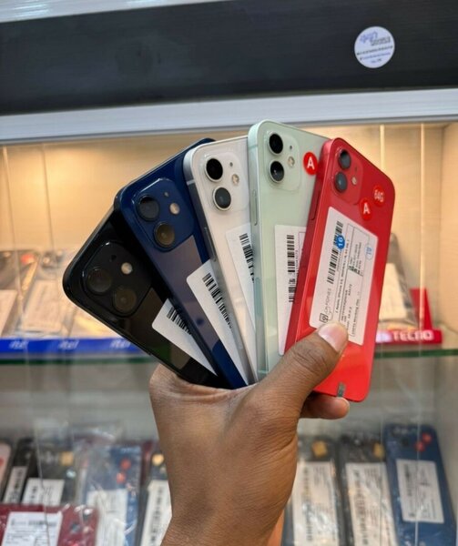 iPhones 12