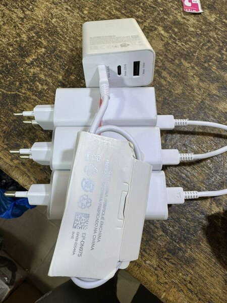 Chargeur multiple USB rapide