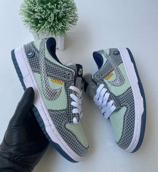 Fashion sneakers