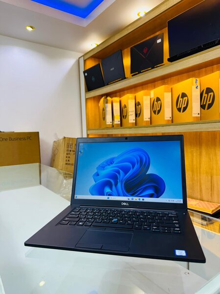 DELL LATITUDE 7490