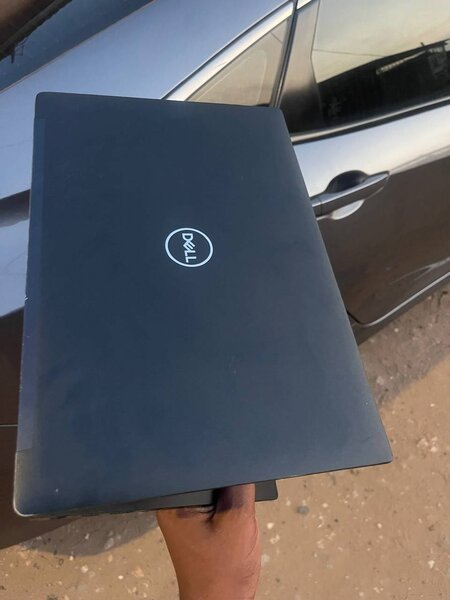 DELL LATITUDE 7490