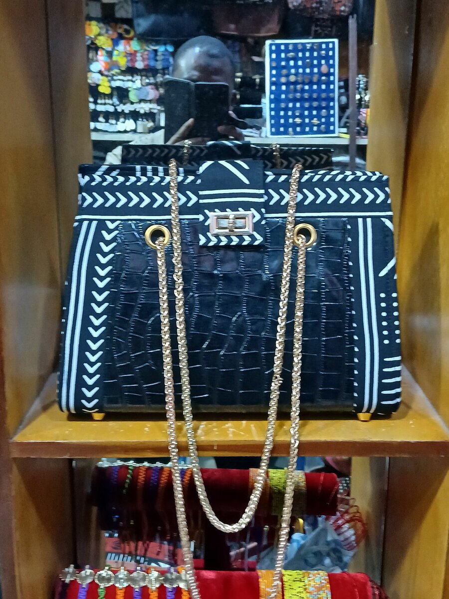 Sac en pagne et du cuir