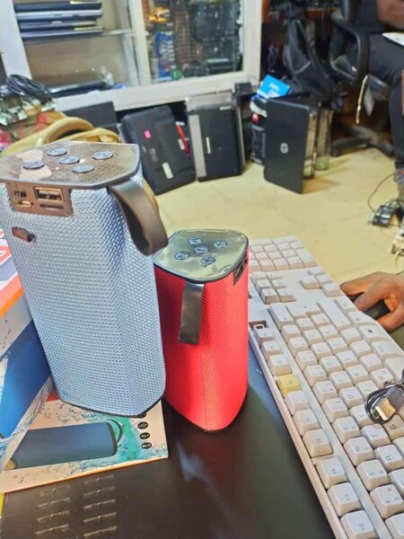 GT-111 Speakers