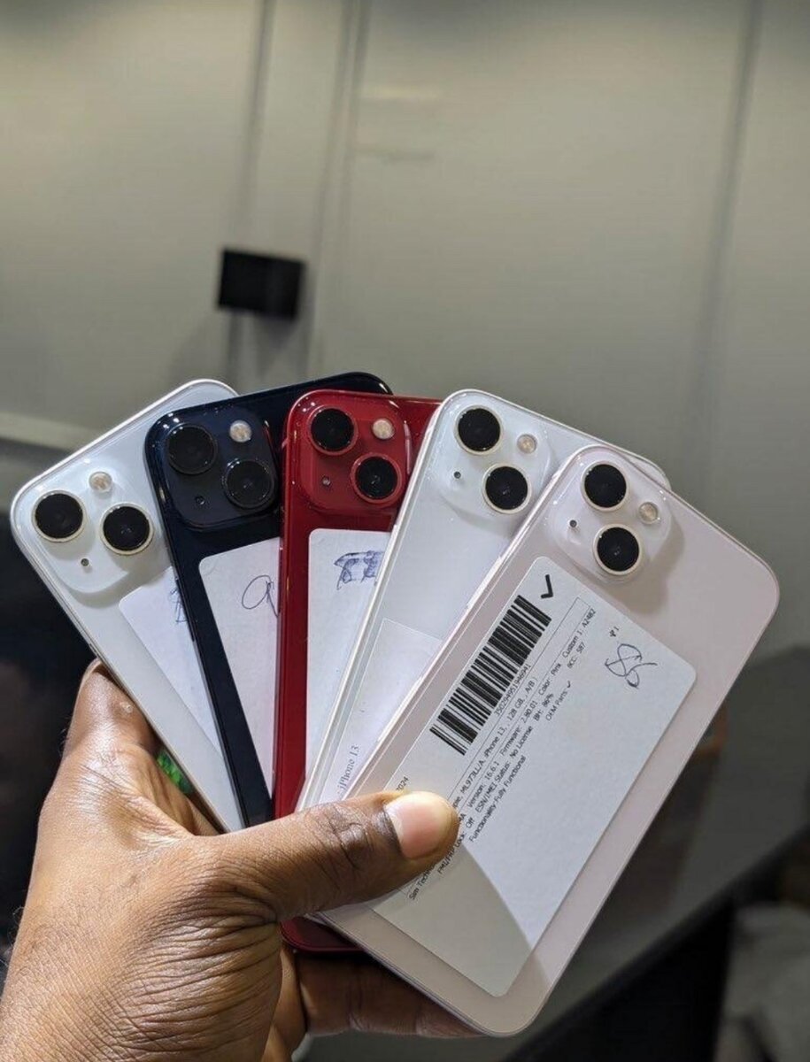 iPhone 13
