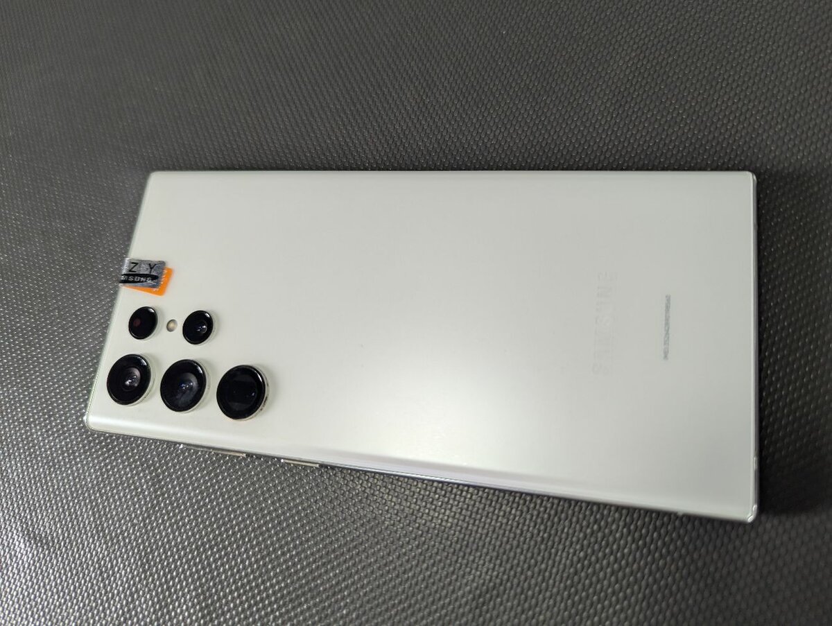 Samsung S22ULTRA