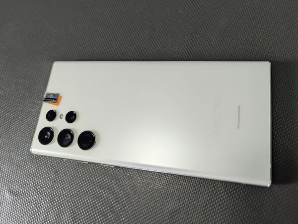 Samsung S22ULTRA