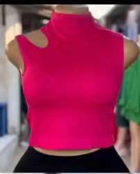 Short women's top