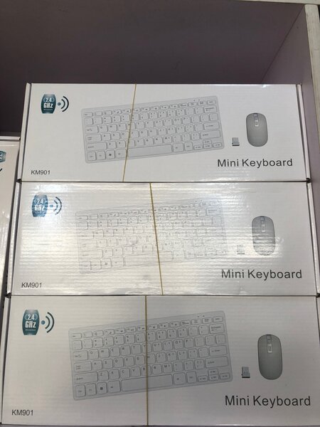 Mini wireless keyboard