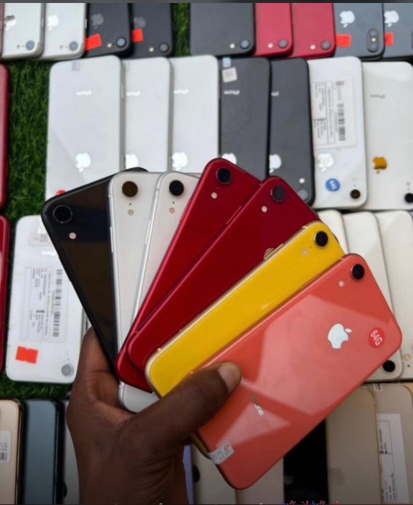 Iphone XR 128 and 64 gig