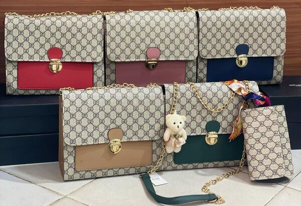 Hand bag's