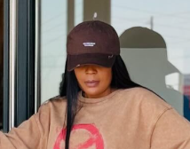 Dark brown cap
