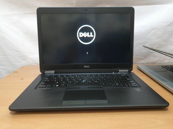 LATITUDE E7450