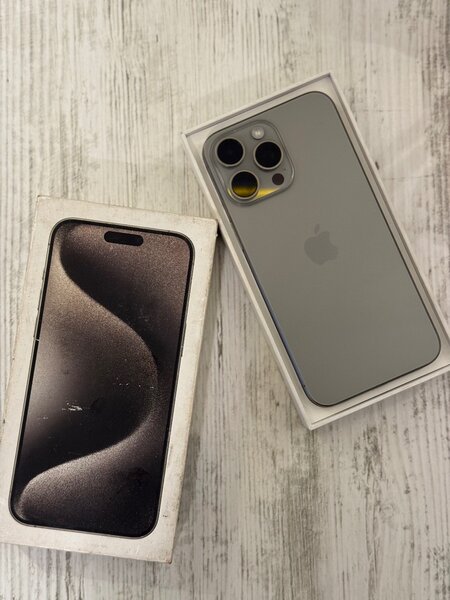 iPhone 15 pro max 512 giga