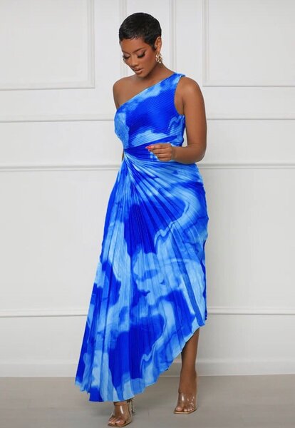 Straight dress