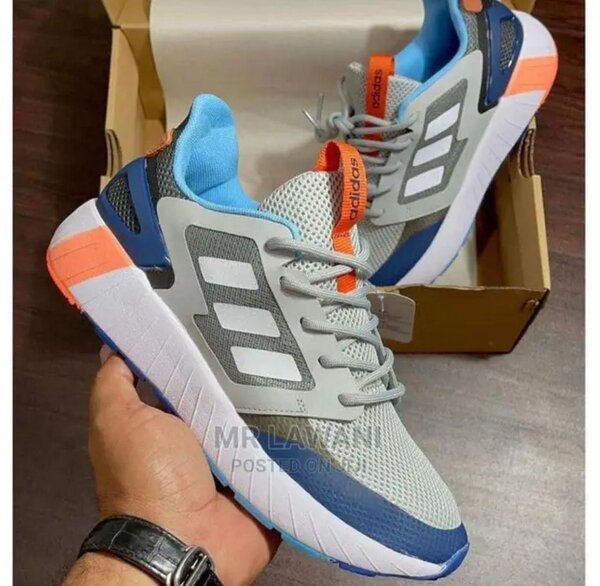 Fashion sneakers