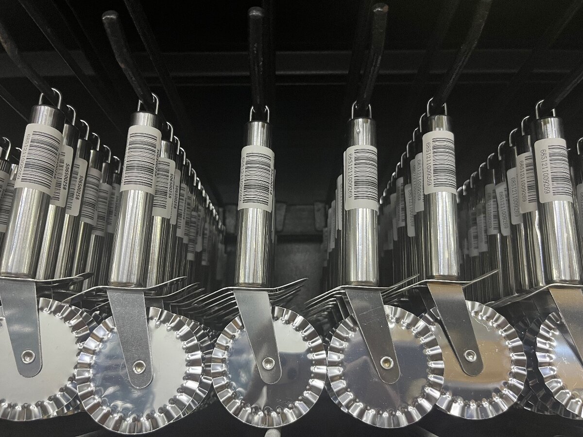 Roulette à pâtisserie en acier