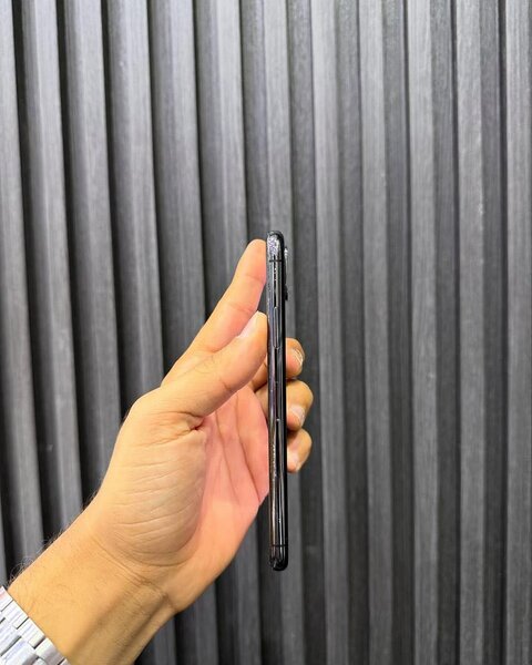 iPhone X