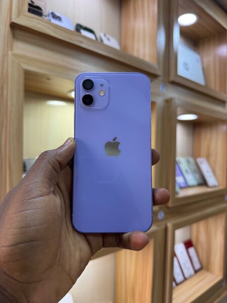 iPhone 12 Simple