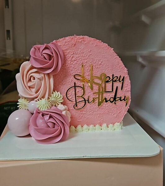 Top Forward Cake