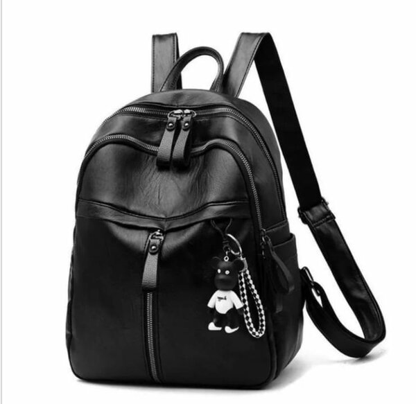Sac à dos en cuir noir élégant