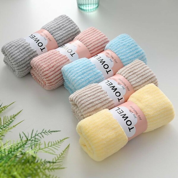 Mini hand towels