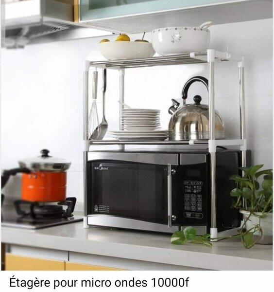 Étaqère pour micro ondes