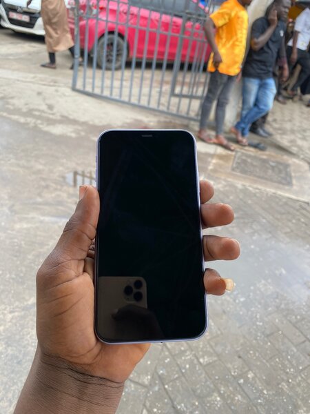 iPhone 11