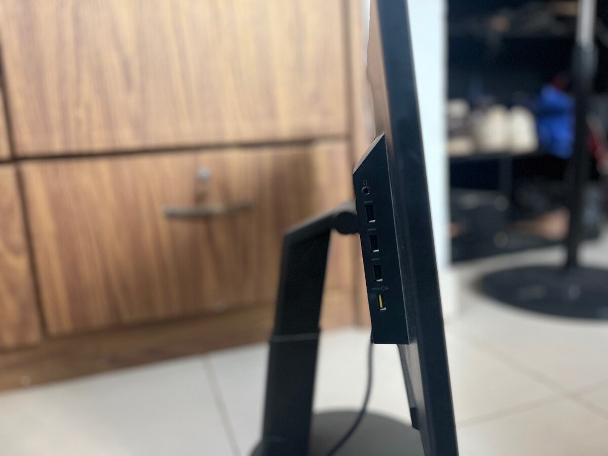 Computer Monitor