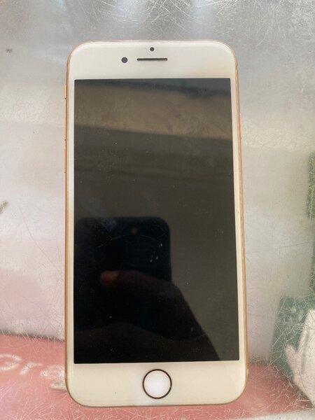 iPhone 8