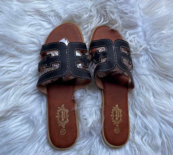 Sandales en cuir élégantes