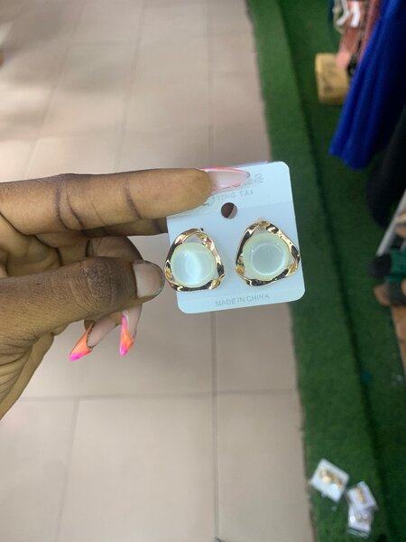 Pearl earrings