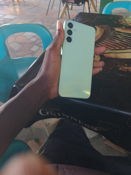 Samsung A24
