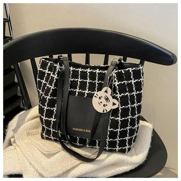 Ladies dressing bag
