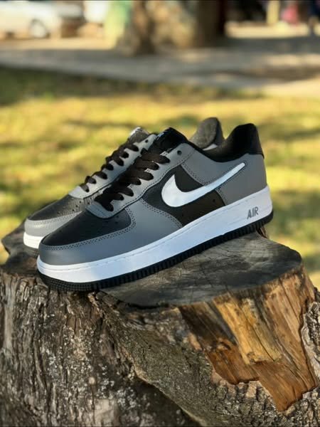 Air Force 1 customs 
