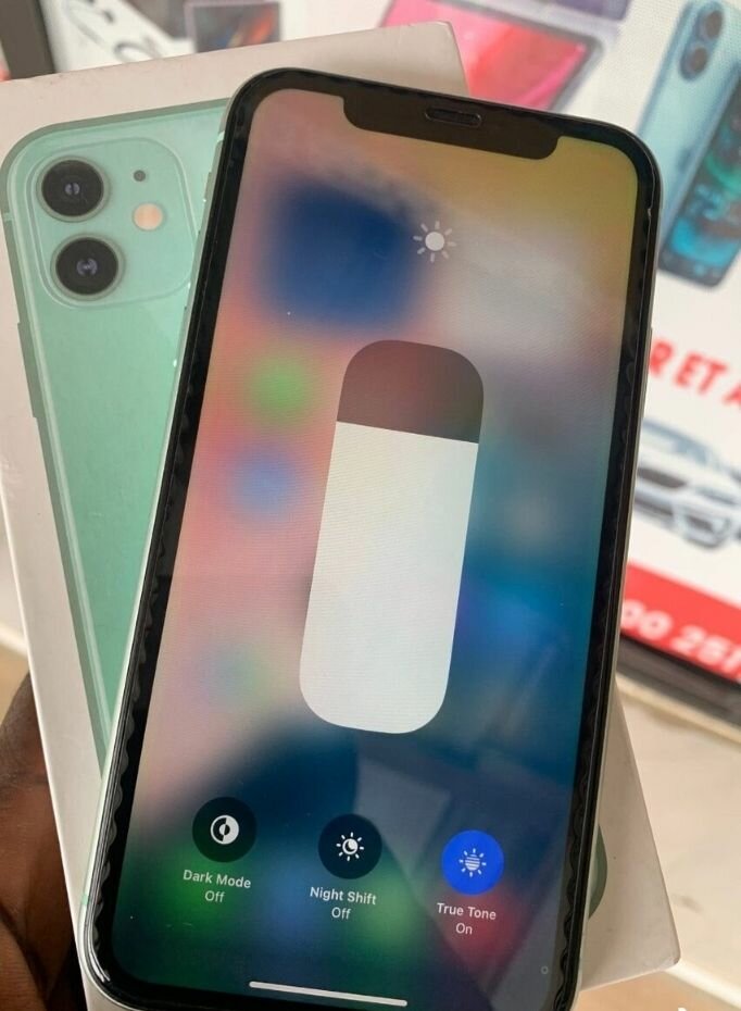 iPhone 11 64 Go Vert Neuf